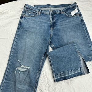 Gap 90’s Loose Mid Rise ladies jeans-NWT